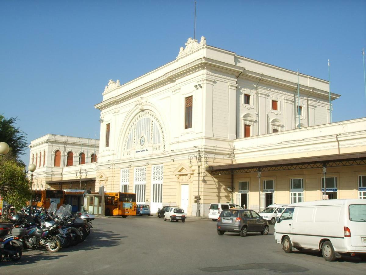 Hotel Houston Livorno - Struttura Esclusivamente Turistica - Not For Business Or Workers Dış mekan fotoğraf